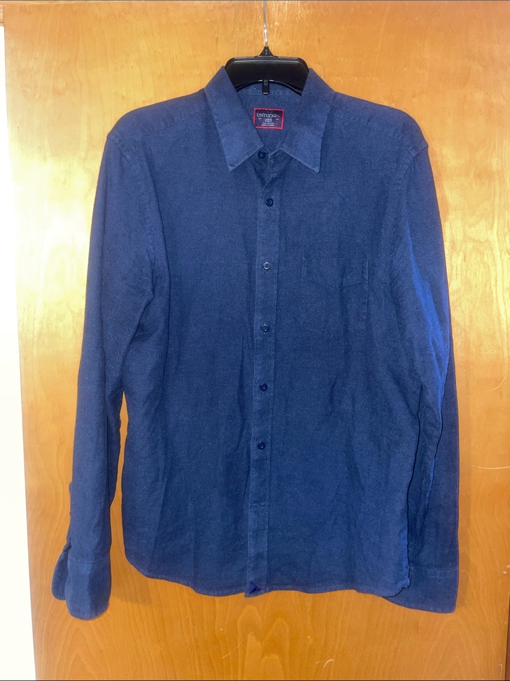 UNTUCKit slim fit long sleeve button down 100% cotton size large